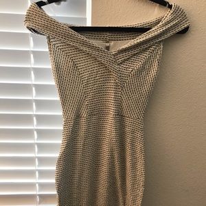 New off the shoulder v-neck bodycon dress